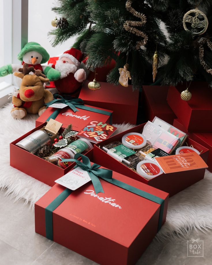 Uphaar Creation Festive Hamper